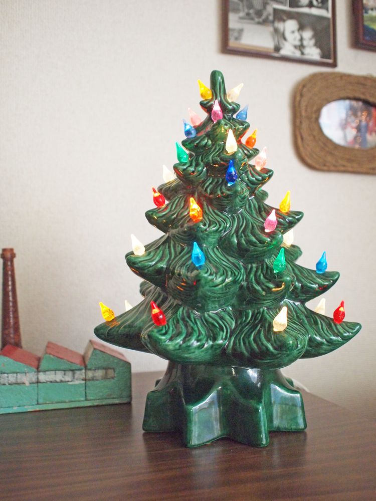 おしゃれママンが選んだクリスマスツリーを調査！ 2015年版