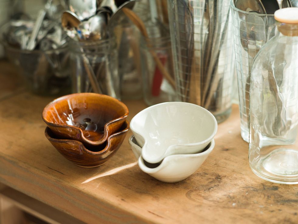 Cup, Serveware, Tableware, Cup, Porcelain, Drinkware, Teacup, Ceramic, Coffee cup, Drink, 