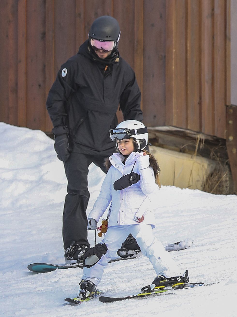 Snow, Winter, Footwear, Ski, Ski Equipment, Sports equipment, Recreation, Fun, Snowshoe, Winter sport, 