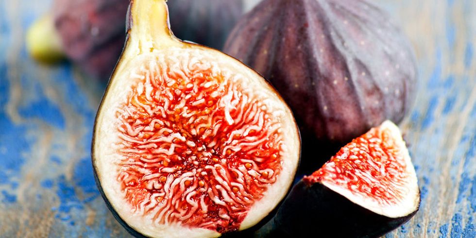 Food, Natural foods, Fruit, Common fig, Plant, Accessory fruit, Superfood, Fig, Produce, Ingredient, 