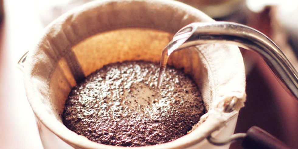 Brown, Ingredient, Serveware, Cup, Kitchen utensil, Single-origin coffee, Caffeine, Pottery, Cocoa solids, Java coffee, 