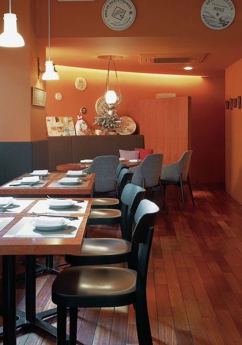 酪農農家 ビストロ スブリデオ レストラーレ Rakunounouka Bistro Subrideo Restaurare 酪農農家 ビストロ スブリデオ レストラーレ Rakunounouka Bistro Subrideo Restaurare