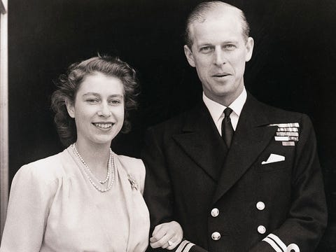プロポーズをニ度も断っていた王妃はだれ？ 英国王室の婚約発表をプレイバック