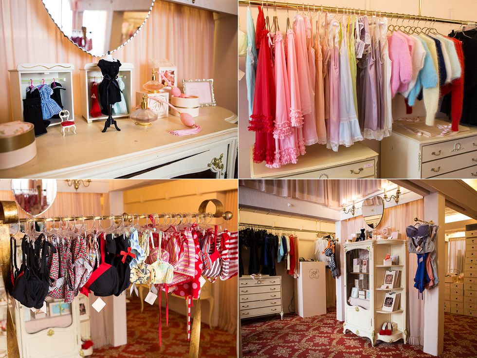 Room, Textile, Clothes hanger, Door, Hall, Peach, Outlet store, Boutique, Closet, Decoration, 