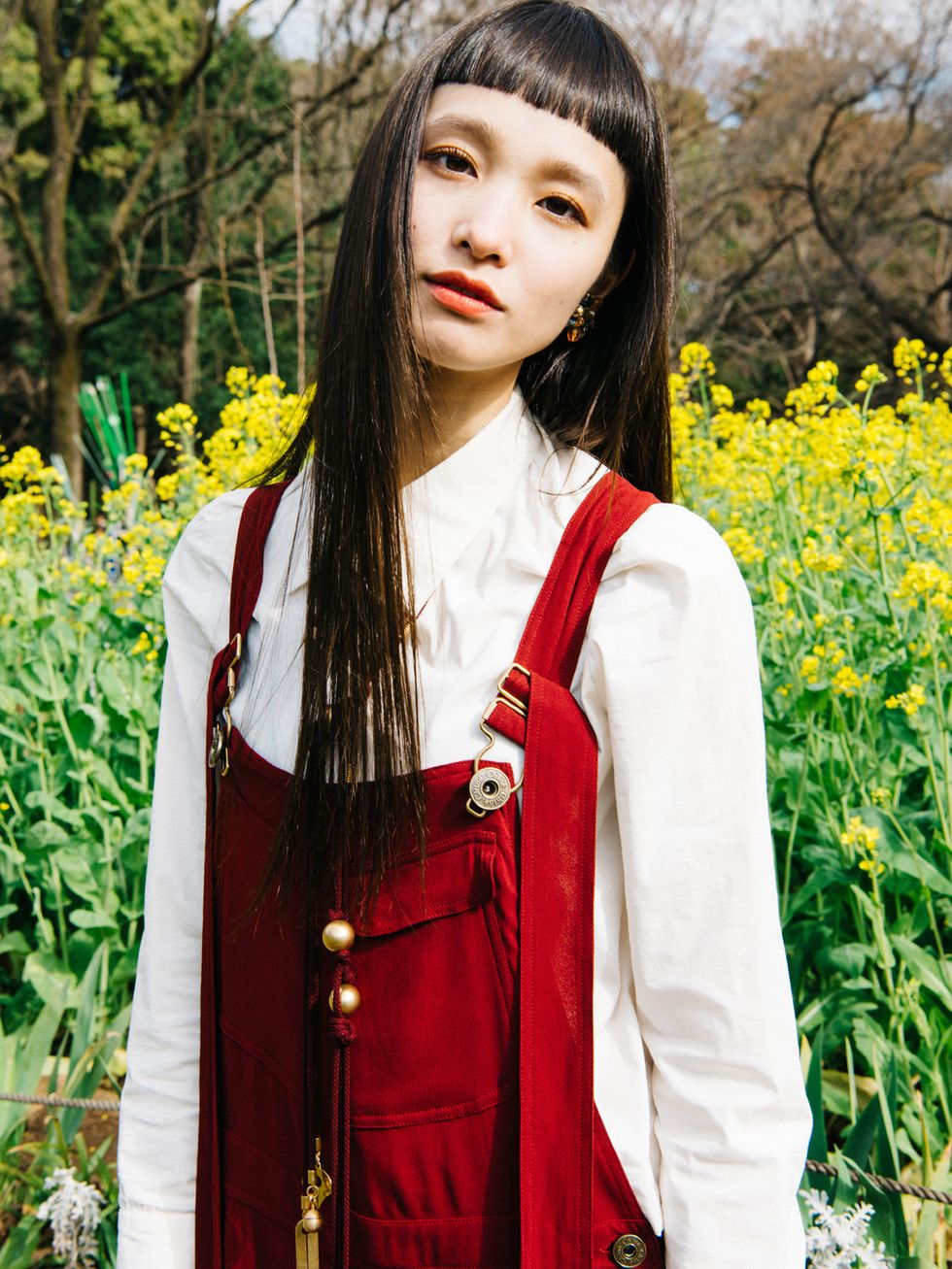 Lip, Plant, Hairstyle, People in nature, Bangs, Long hair, Spring, Street fashion, Meadow, Wildflower, 