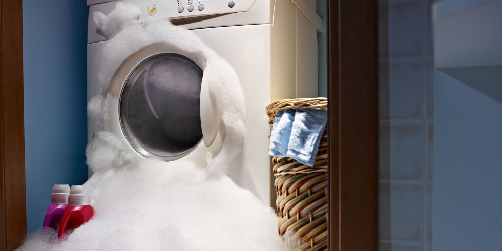 Washing machine, Major appliance, Clothes dryer, Home appliance, Laundry, Room, 