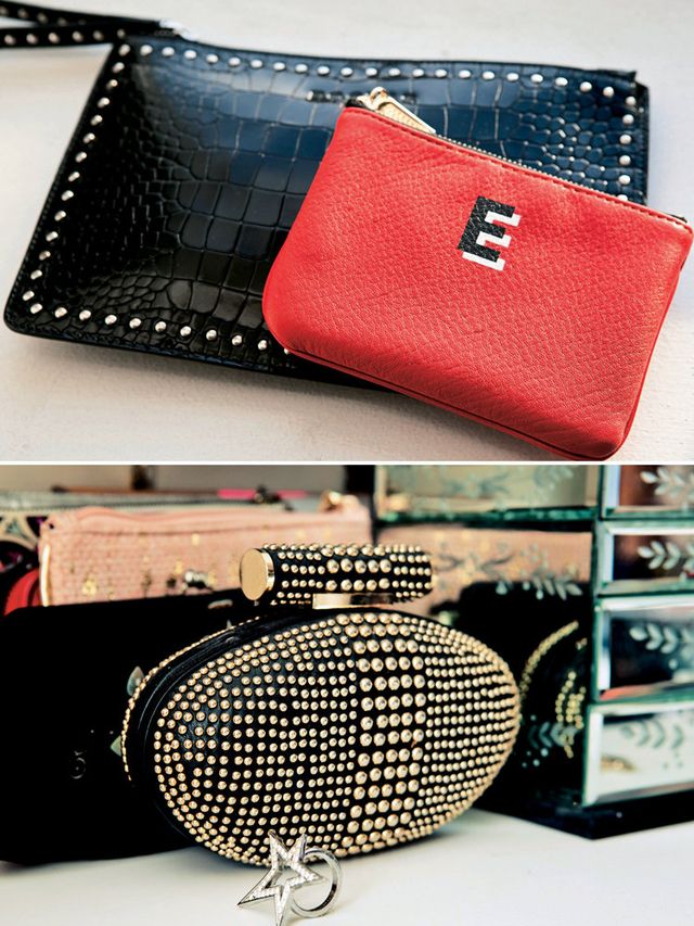 Textile, Bag, Pattern, Wallet, Rectangle, Design, Shoulder bag, Coin purse, Square, Leather, 