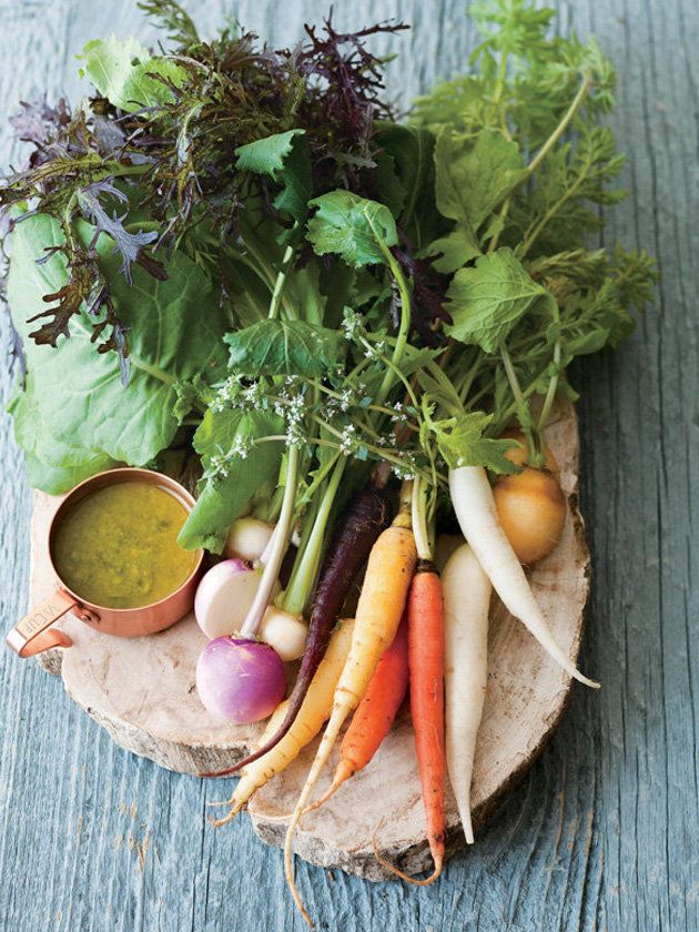 Carrot, Radish, Food, Vegetable, Root vegetable, Baby carrot, Leaf vegetable, Local food, Vegan nutrition, Ingredient, 