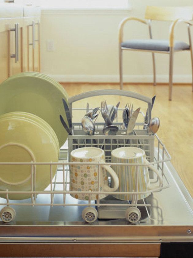 Serveware, Chair, Iron, Dish rack, Dishware, Kitchen appliance accessory, Steel, Kitchen utensil, Aluminium, Porcelain, 