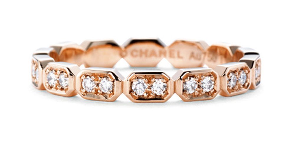 Fashion accessory, Ring, Jewellery, Diamond, Engagement ring, Brown, Gemstone, Yellow, Wedding ceremony supply, Wedding ring, 