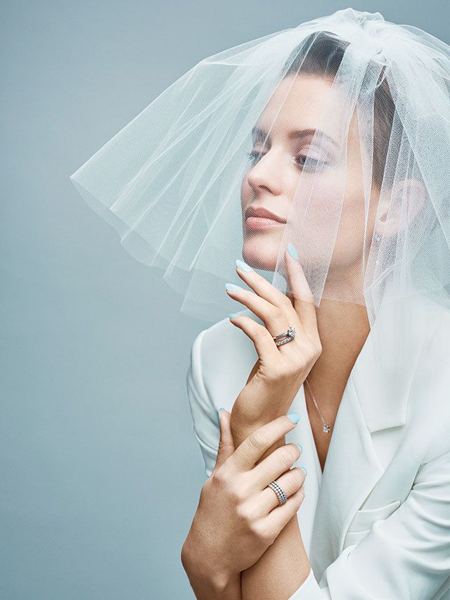 Finger, Lip, Bridal veil, Skin, Veil, Forehead, Eyebrow, Bridal accessory, Bride, Bridal clothing, 