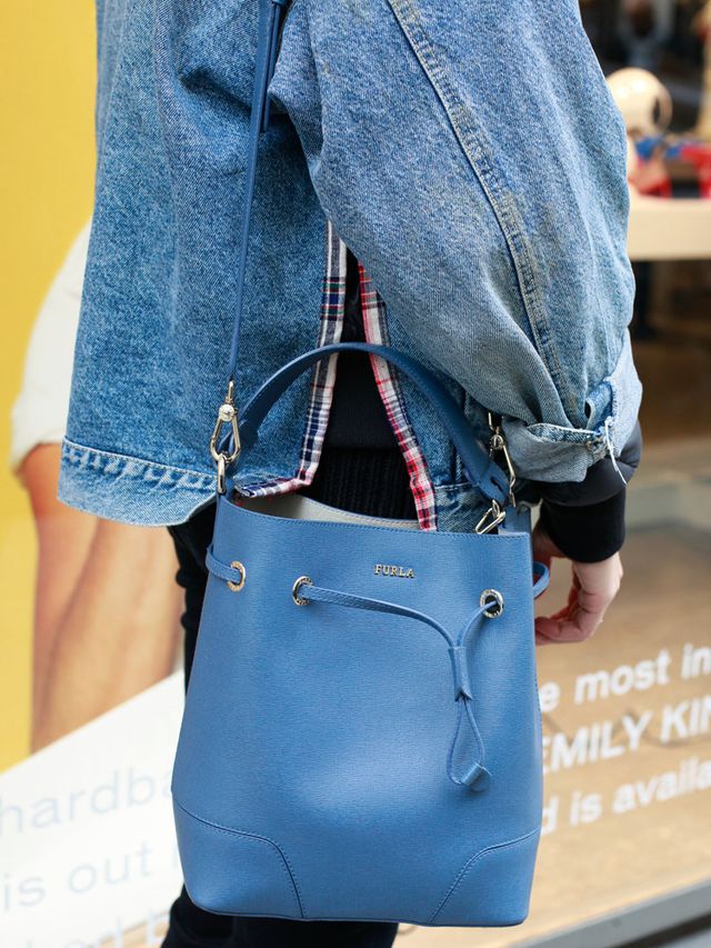 Blue, Product, Brown, Denim, Bag, Textile, Outerwear, Jeans, Red, Electric blue, 
