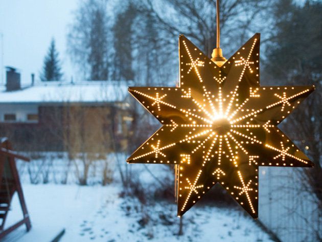 Winter, Star, Astronomical object, Christmas decoration, Freezing, Pattern, Snow, Ornament, Symmetry, Christmas, 
