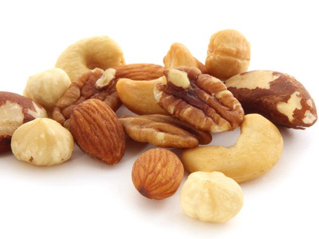 Food, Dried fruit, Ingredient, Nut, Nuts & seeds, Produce, Natural foods, Almond, Sweetness, Snack, 