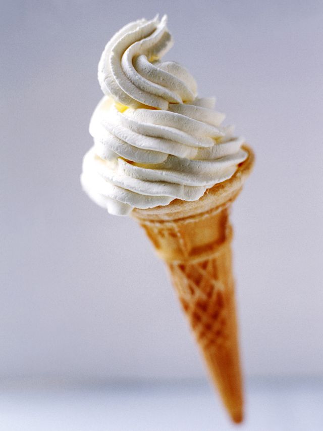 Soft Serve Ice Creams, Food, Frozen dessert, Ice cream cone, Ice cream, Dessert, Cream, Whipped cream, Dairy, Dondurma, 