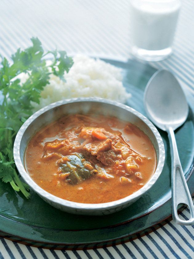 Dish, Food, Cuisine, Ingredient, Gravy, Red curry, Soup, Curry, Produce, Recipe, 