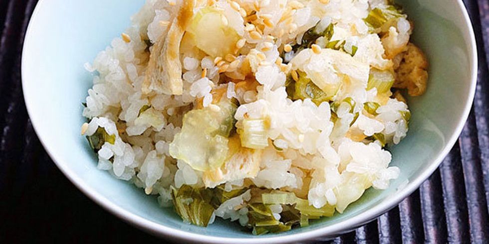 Dish, Food, Steamed rice, Cuisine, White rice, Jasmine rice, Rice, Ingredient, Takikomi gohan, Comfort food, 