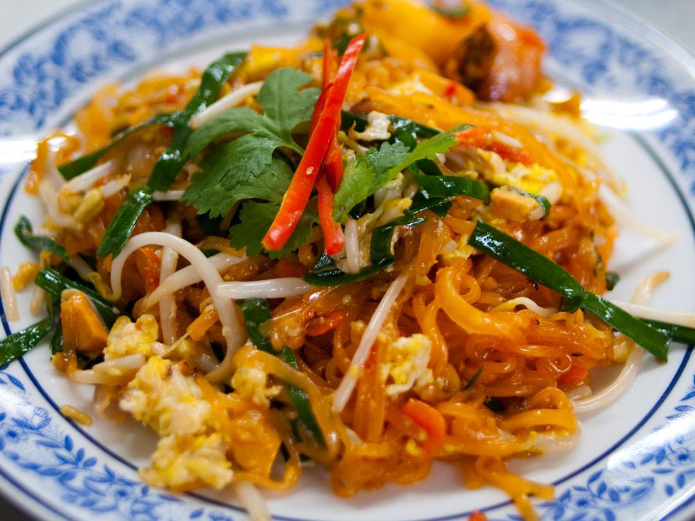 Dish, Food, Cuisine, Ingredient, Pad thai, Karedok, Nộm, Meat, Produce, Rice noodles, 