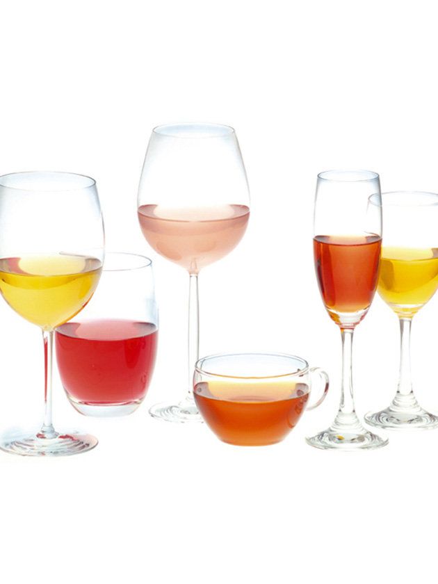 Liquid, Glass, Drink, Drinkware, Stemware, Alcoholic beverage, Barware, Fluid, Tableware, Wine glass, 