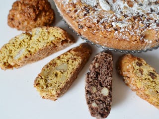 どのタイプがお好み トスカーナの伝統菓子 カントゥッチ 食べ比べ