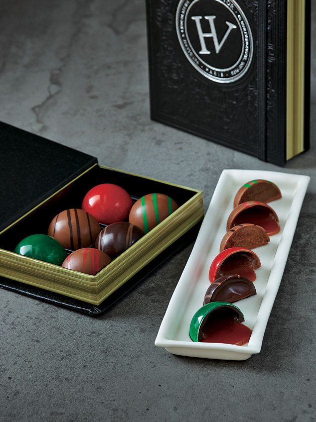 Ball, Giri choco, Chocolate, Maroon, Ball, Still life photography, Sweetness, Games, Indoor games and sports, Petit four, 