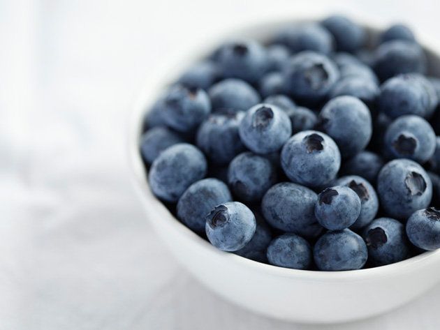 Blue, Berry, Fruit, Food, Produce, Ingredient, Bilberry, Blueberry, Natural foods, Frutti di bosco, 