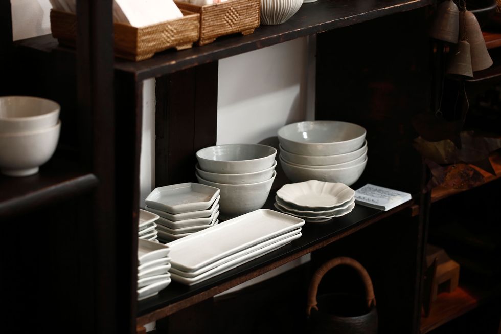 Porcelain, Pottery, Ceramic, Tableware, Room, Table, Dishware, Dinnerware set, Furniture, Serveware, 