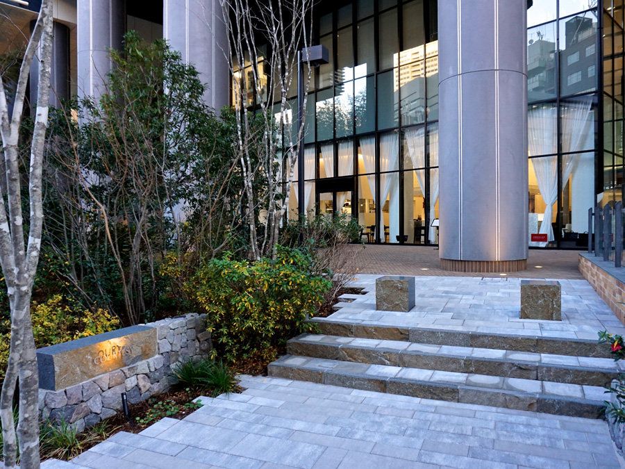 Stairs, Plant, Commercial building, Cobblestone, Walkway, Headquarters, Flagstone, Courtyard, Campus, Daylighting, 