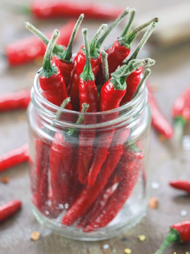 Food, Ingredient, Produce, Red, Liquid, Vegetable, Carmine, Natural foods, Chile de árbol, Chili pepper, 
