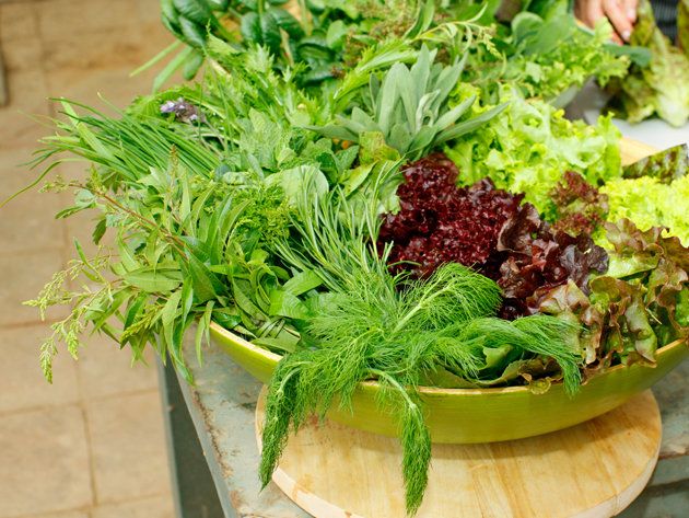 Ingredient, Leaf vegetable, Fines herbes, Herb, Vegetable, Produce, Whole food, Annual plant, Natural foods, Flowerpot, 