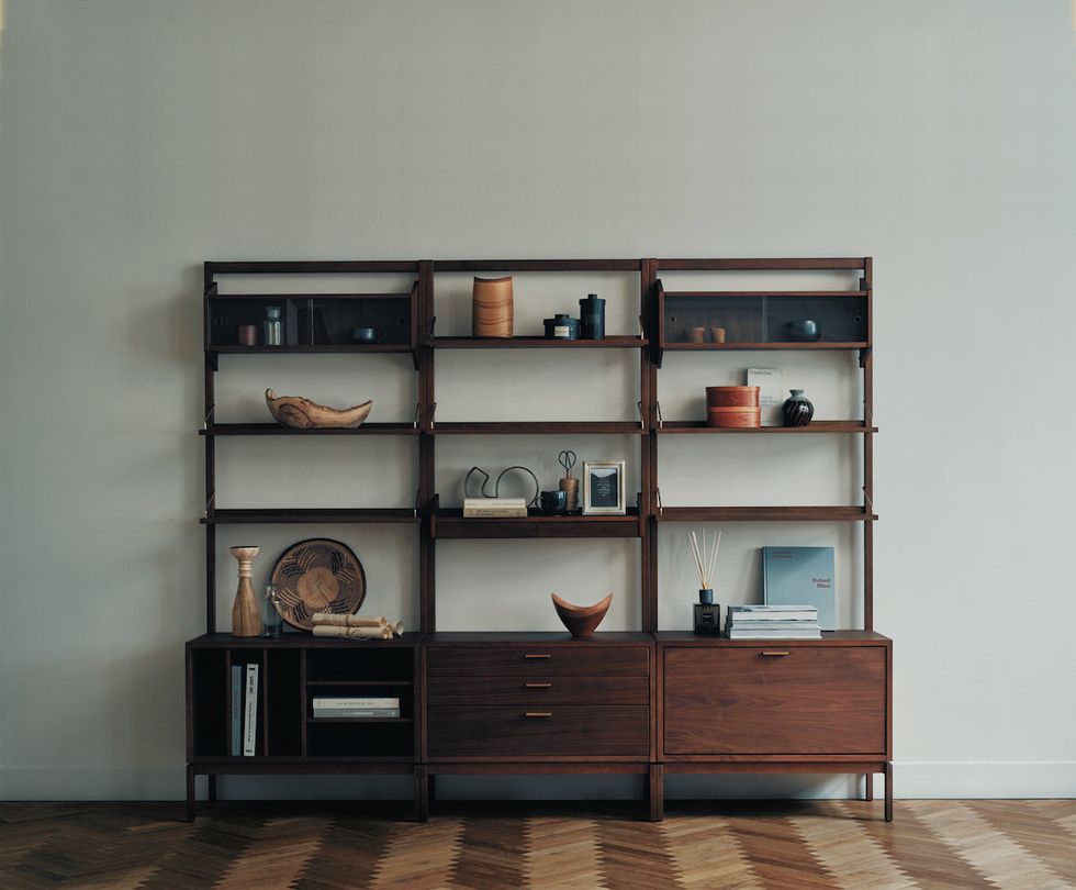 Wood, Shelf, Shelving, Wall, Floor, Furniture, Flooring, Hardwood, Cupboard, Display case, 
