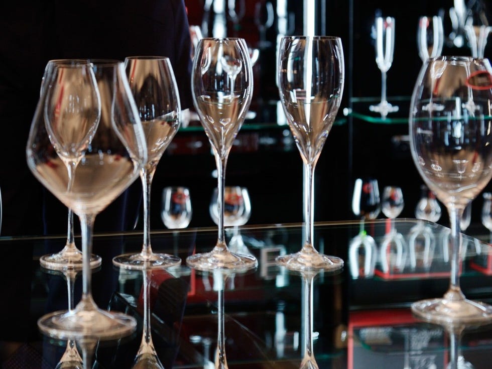Glass, Stemware, Drinkware, Barware, Tableware, Champagne stemware, Transparent material, Wine glass, Reflection, Cutlery, 