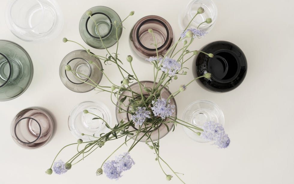 Lavender, Circle, Silver, Flower Arranging, Cut flowers, Artificial flower, Camera lens, 