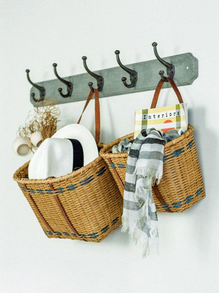 Bag, Basket, Home accessories, Picnic basket, Shoulder bag, Wicker, Storage basket, Clothes hanger, Household supply, Knot, 