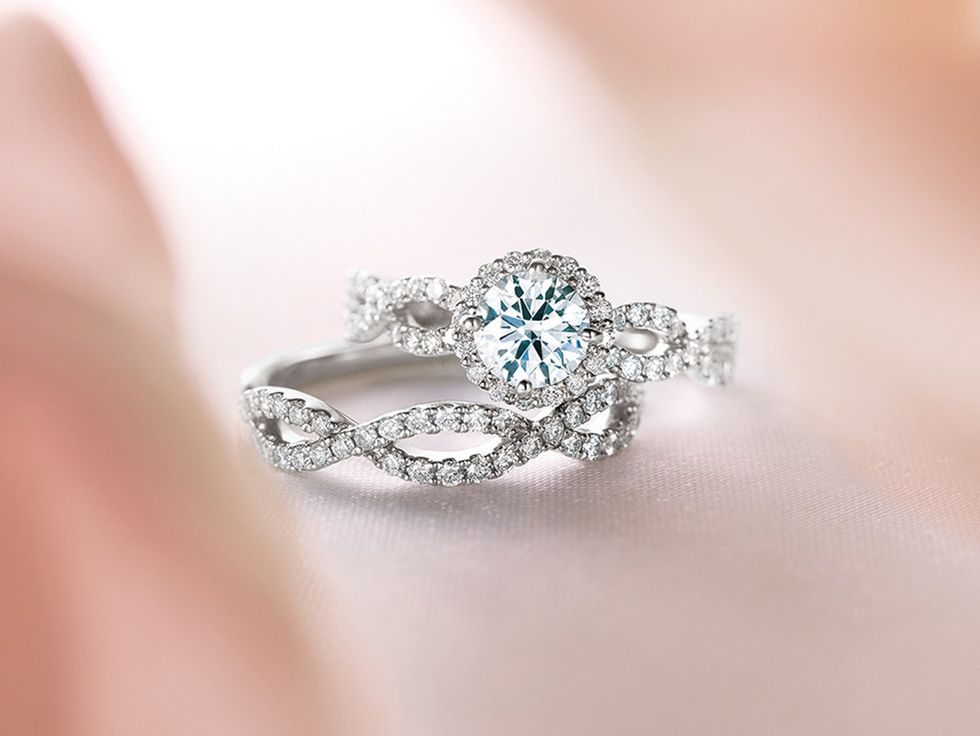 Ring, Jewellery, Engagement ring, Pre-engagement ring, Fashion accessory, Diamond, Platinum, Wedding ring, Body jewelry, Wedding ceremony supply, 