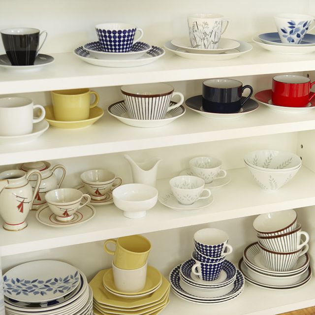 Serveware, Dishware, Porcelain, Drinkware, Cup, Ceramic, Tableware, earthenware, Pottery, Pattern, 