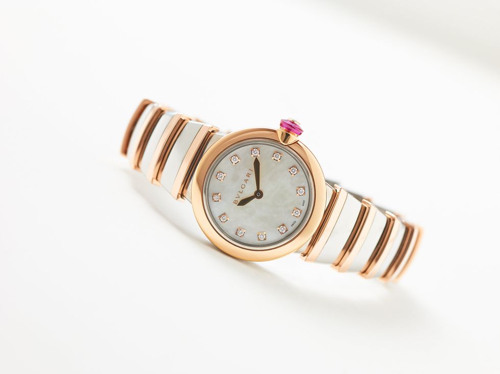 Analog watch, Product, Brown, Watch, Fashion accessory, Watch accessory, Amber, Font, Tan, Metal, 