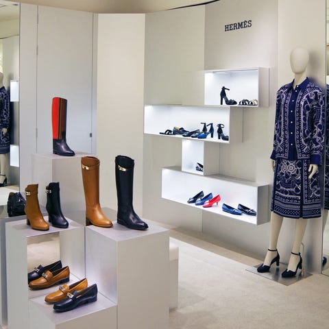 エルメス の期間限定シューズショップが伊勢丹新宿店に登場
