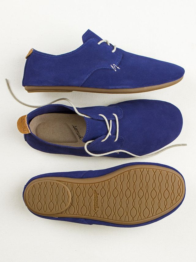Footwear, Blue, Product, Shoe, White, Electric blue, Tan, Fashion, Azure, Black, 