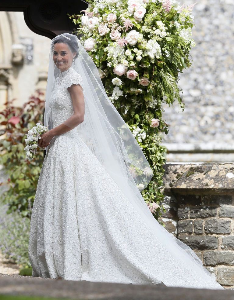 Wedding dress, Bride, Gown, Dress, Clothing, Bridal veil, Photograph, Bridal accessory, Bridal clothing, Veil, 