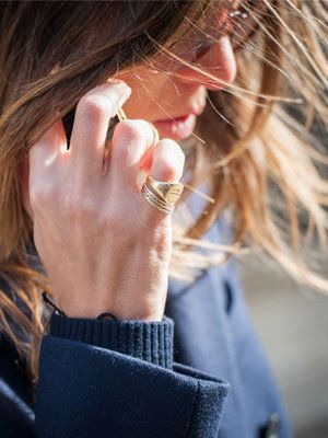 Finger, Hairstyle, Skin, Jewellery, Fashion accessory, Nail, Wrist, Beauty, Long hair, Brown hair, 