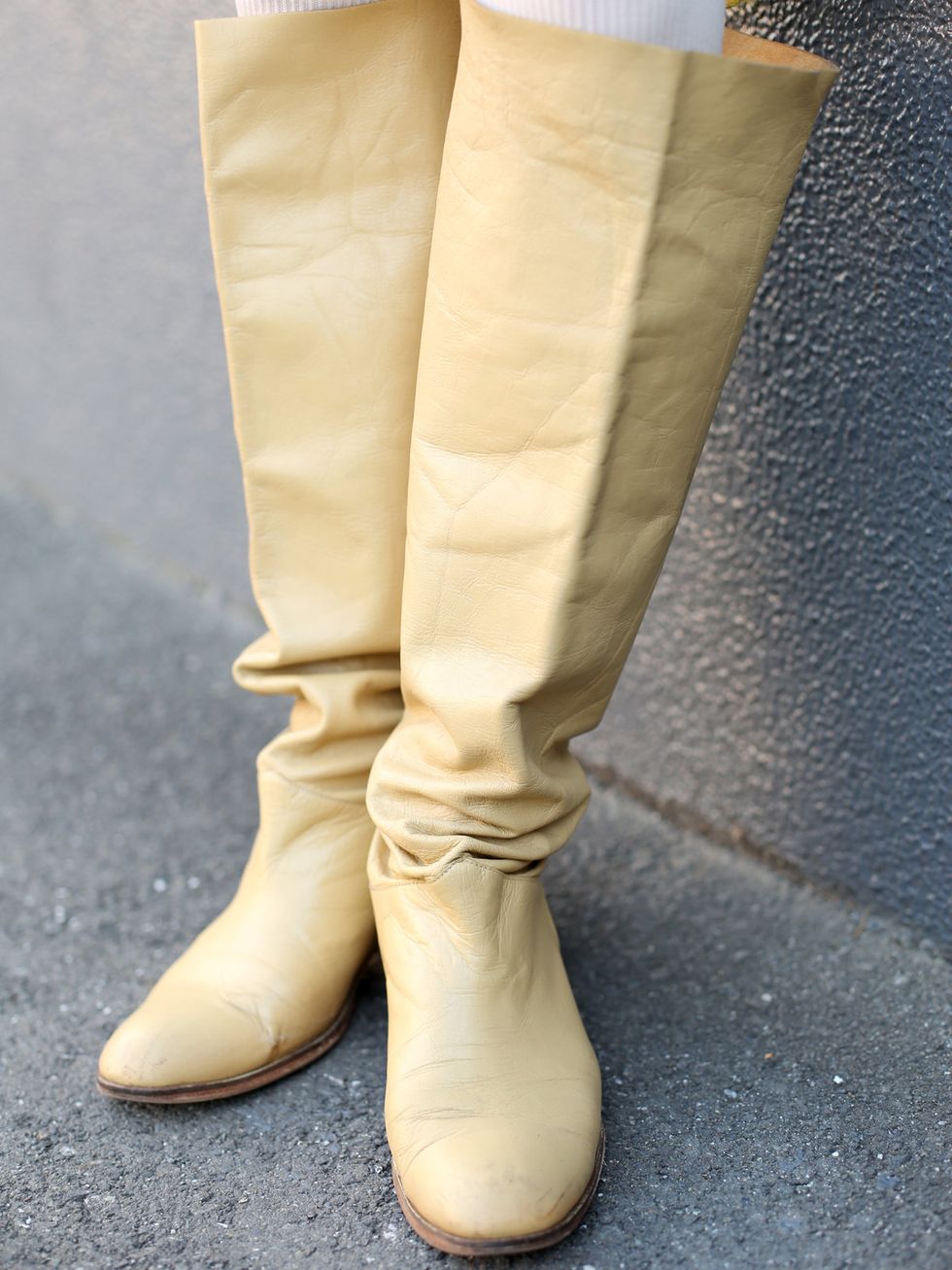 Brown, Boot, Riding boot, Tan, Costume accessory, Beige, Leather, Knee-high boot, Rain boot, 