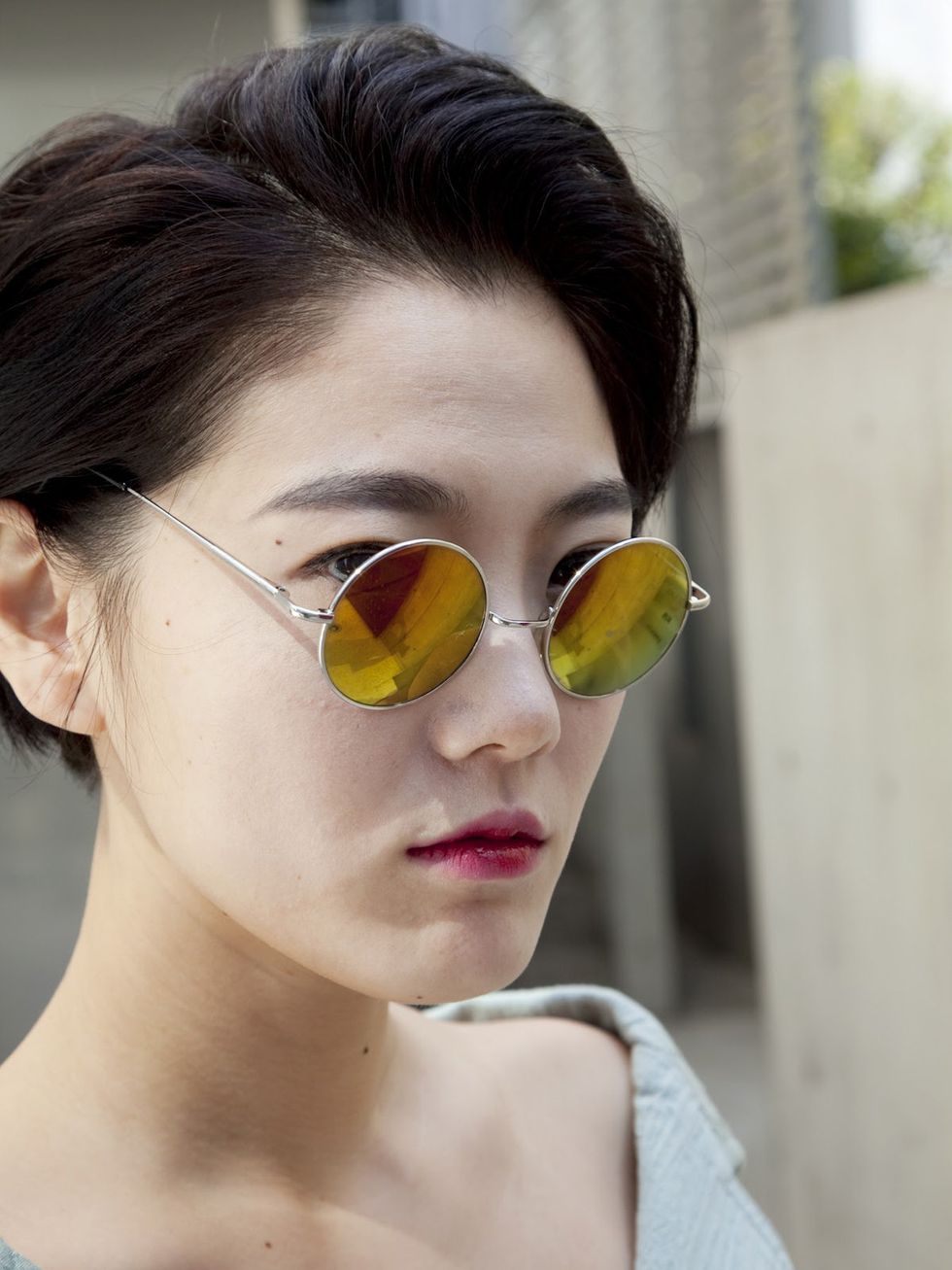 Eyewear, Sunglasses, Hair, Glasses, Face, Lip, White, Cool, Hairstyle, Beauty, 