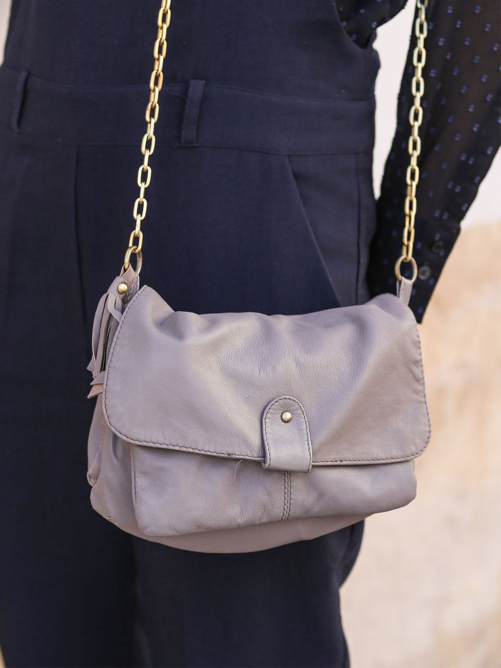 Bag, White, Handbag, Product, Shoulder bag, Leather, Fashion accessory, Shoulder, Fashion, Beige, 