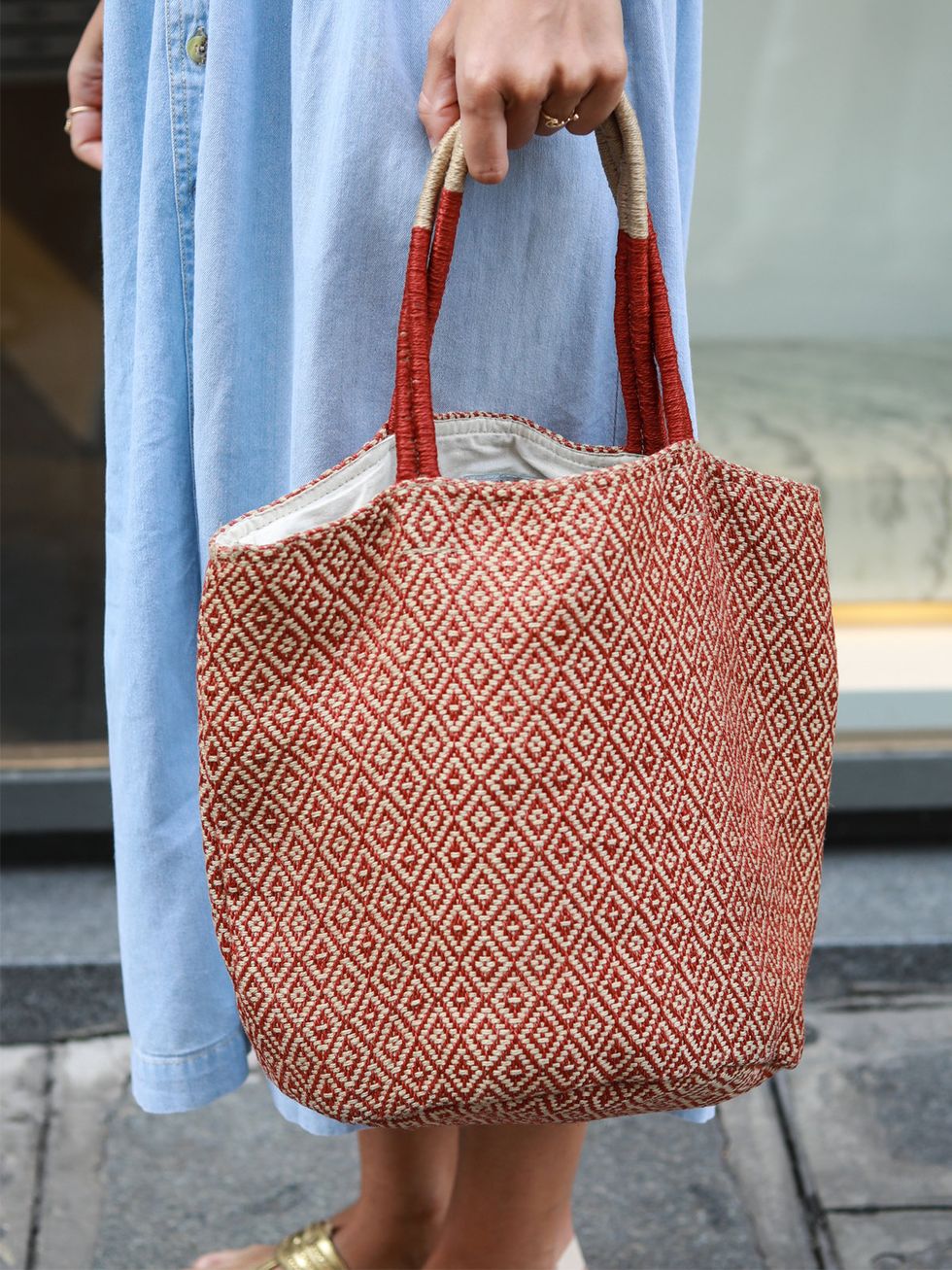 Bag, Handbag, Tote bag, Brown, Fashion accessory, Shoulder, Tan, Orange, Fashion, Shoulder bag, 