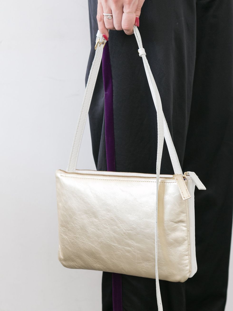 Bag, Handbag, White, Product, Shoulder bag, Tote bag, Purple, Fashion accessory, Violet, Beige, 