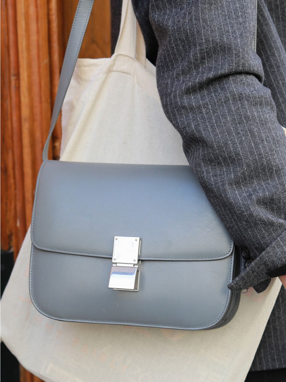 Bag, White, Handbag, Shoulder, Leather, Fashion accessory, Joint, Satchel, Hand luggage, Beige, 