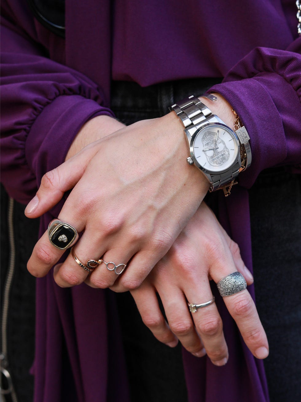 Purple, Nail, Finger, Hand, Wrist, Violet, Fashion, Ring, Fashion accessory, Jewellery, 