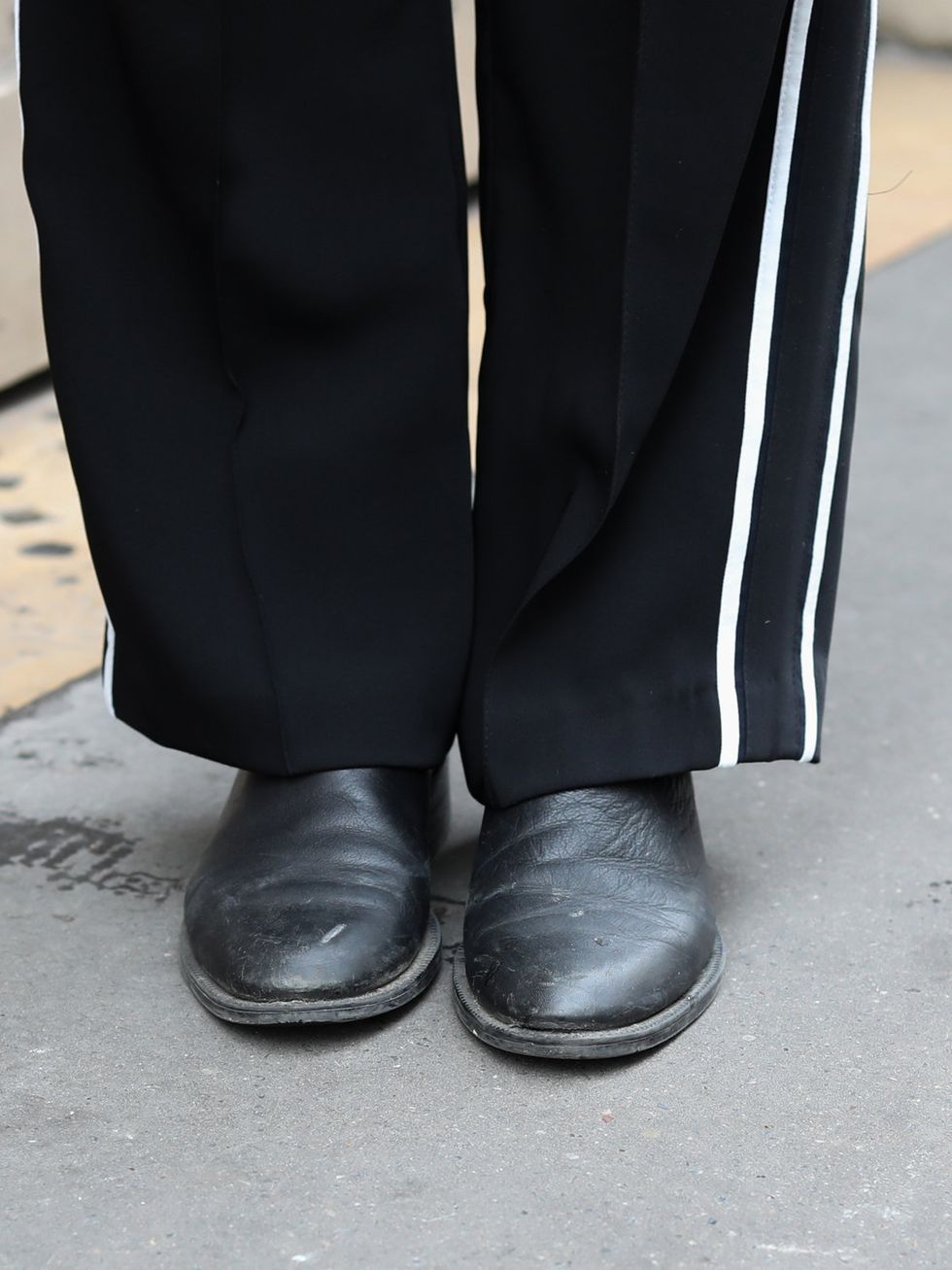 Shoe, Textile, Black, Leather, Grey, Dress shoe, Pocket, Silver, Synthetic rubber, Suit trousers, 