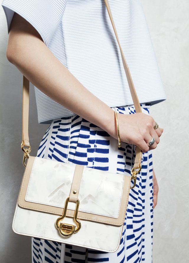 Blue, Shoulder, Textile, Bag, Pattern, Style, Fashion accessory, Summer, Shoulder bag, Electric blue, 